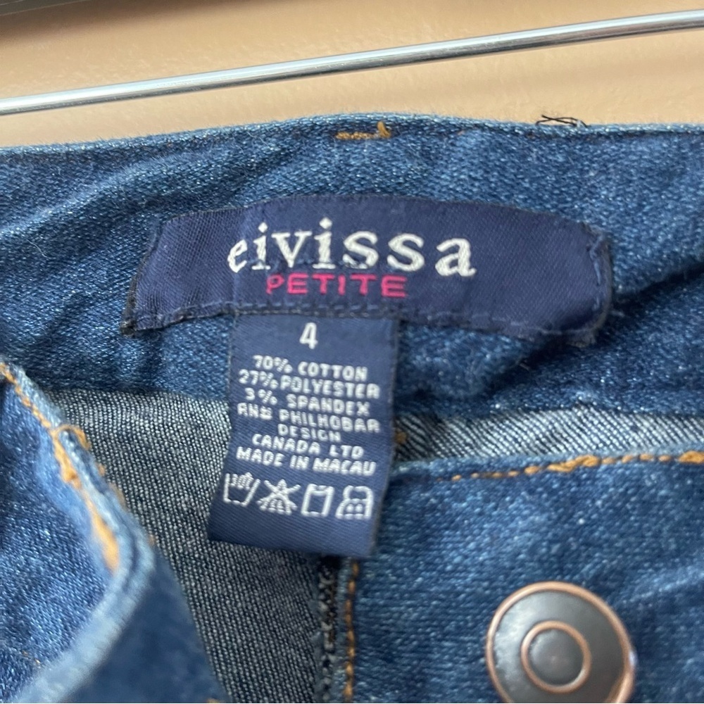 Eivissa Unique Embroidered Flare jeans size 4 - Picture 9 of 11